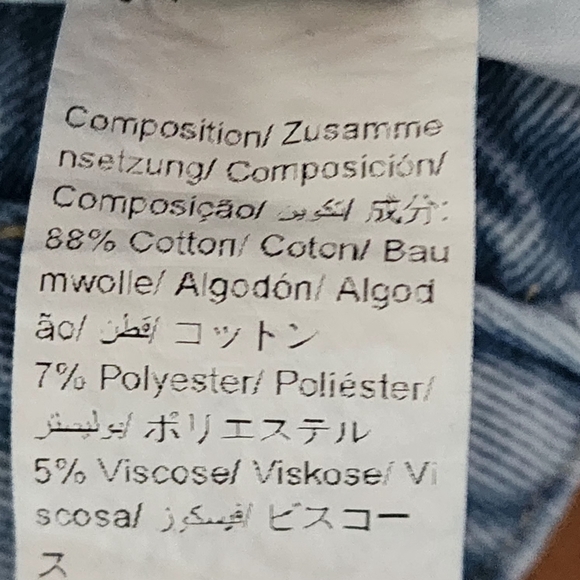 2/20$ Shein light blue washed asymmetric mini jeans skirt, size XS - Picture 9 of 13